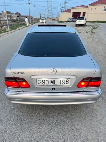 Mercedes E 230 1995, 409,000 km - 2.3 l - Bakı