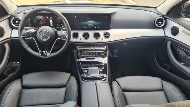 Mercedes  2022, 21,000 km - 2.0 l - Bakı