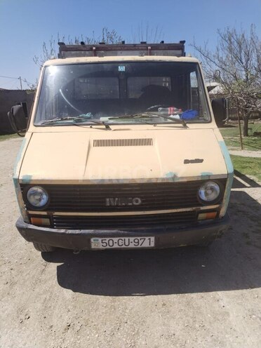Iveco Daily 30-8 1988, 500,000 km - 2.5 l - Sumqayıt