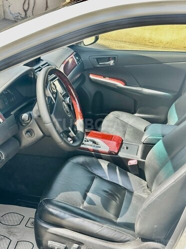 Toyota Camry 2014, 200,000 km - 2.5 l - Bakı