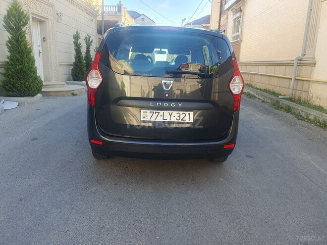 Dacia Lodgy 2015, 172,000 km - 1.5 l - Bakı