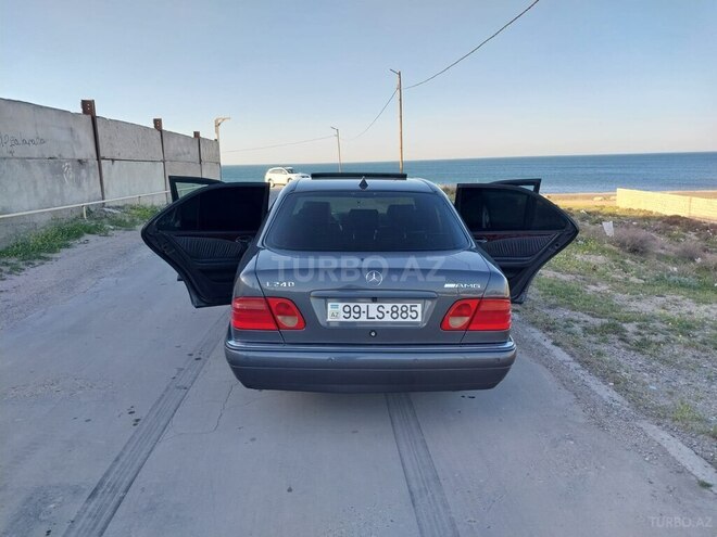 Mercedes E 240 1999, 309,518 km - 2.4 l - Sumqayıt