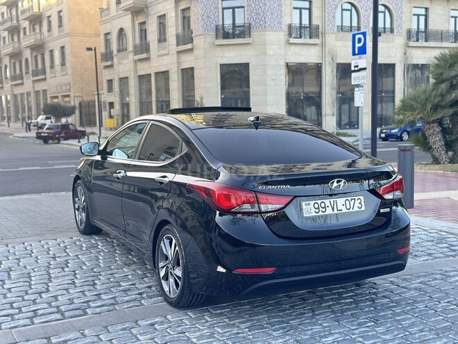 Hyundai Elantra 2015, 138,700 km - 1.8 l - Bakı