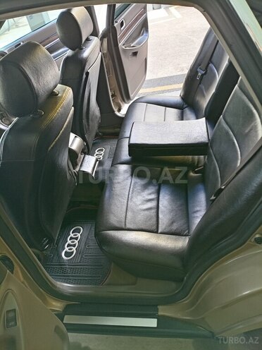 Audi A4 2000, 348,000 km - 1.8 l - Gəncə