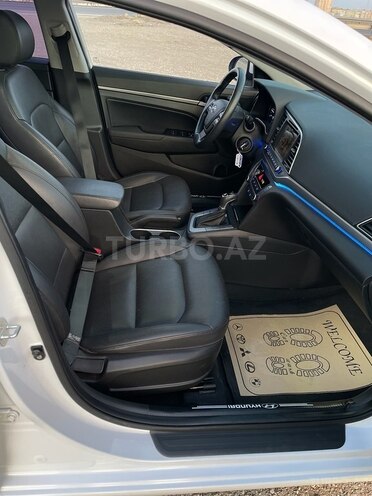 Hyundai Elantra 2016, 132,000 km - 1.6 l - Bakı