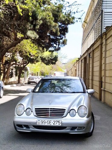 Mercedes E 220 2001, 564,000 km - 2.2 l - Bakı