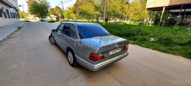 Mercedes E 200 1991, 300,000 km - 2.0 l - Şirvan
