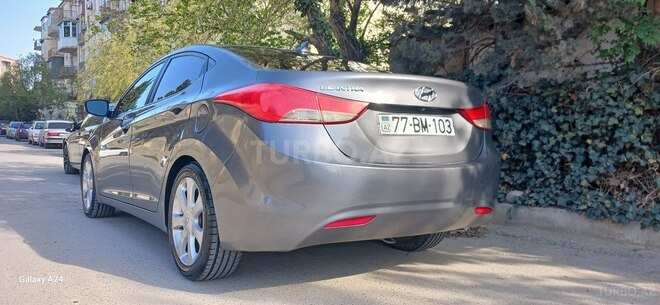 Hyundai Elantra 2013, 186,684 km - 1.8 l - Sumqayıt