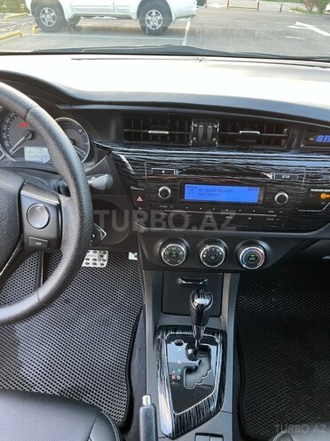 Toyota Corolla 2013, 250,000 km - 1.6 l - Bakı
