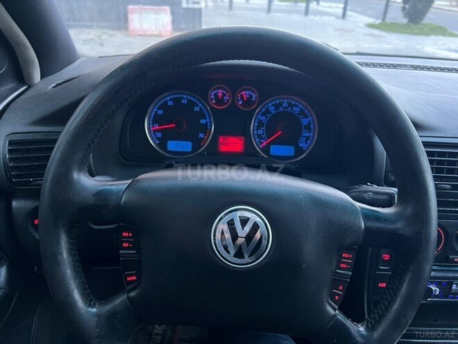 Volkswagen Passat 2002, 200,000 km - 1.8 l - Bakı