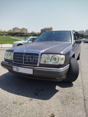 Mercedes E 200 1992, 37,000 km - 2.0 l - Bakı