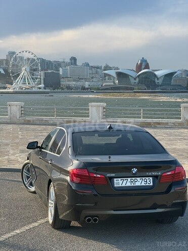 BMW 520 2014, 215,000 km - 2.0 l - Bakı
