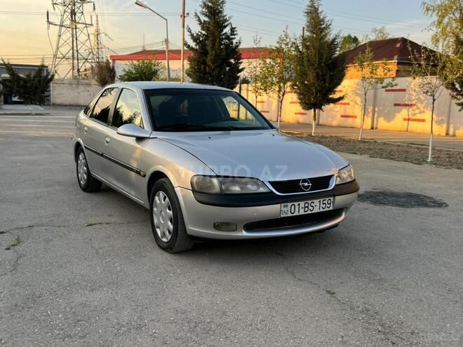 Opel Vectra 1997, 325,000 km - 2.0 l - Sumqayıt