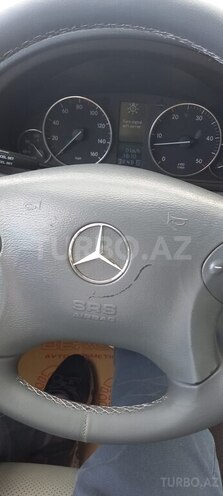 Mercedes C 240 2002, 240,000 km - 2.6 l - Bakı