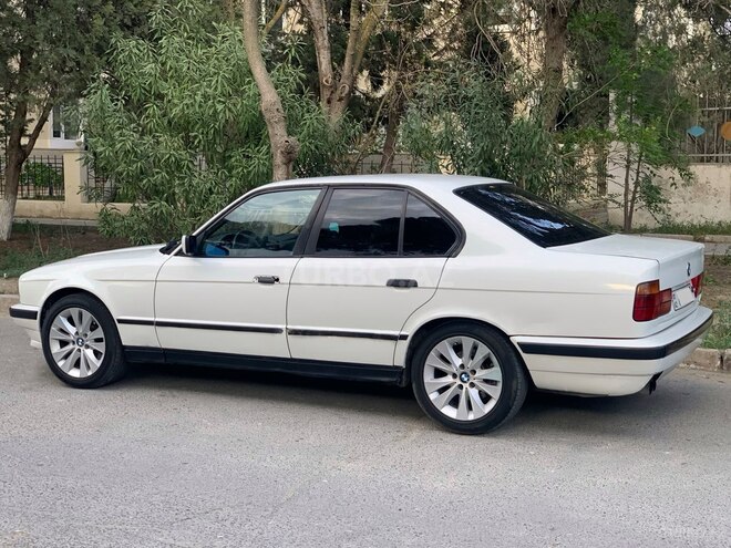 BMW 525 1993, 249,000 km - 2.5 l - Bakı