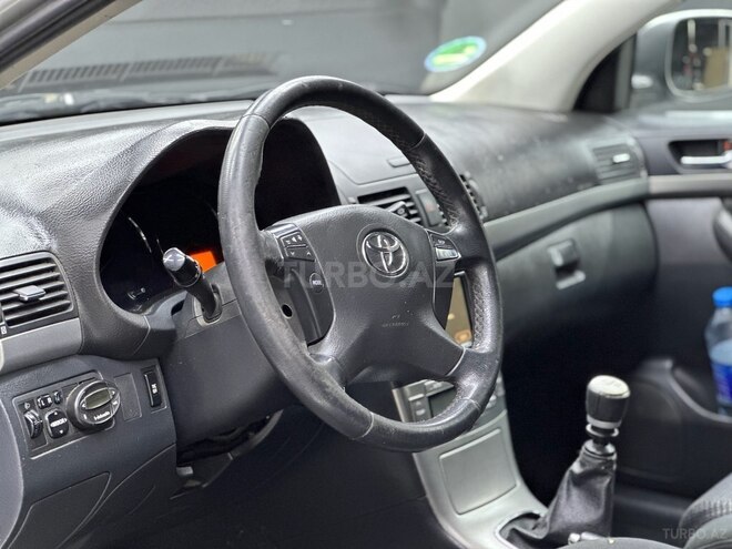 Toyota Avensis 2007, 239,343 km - 2.0 l - Bakı
