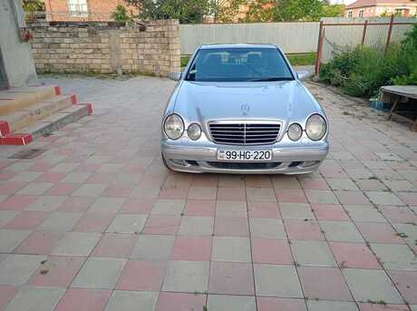 Mercedes  2002