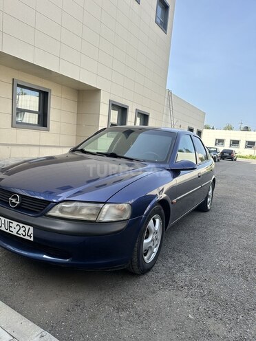 Opel Vectra 1996, 310,000 km - 2.0 l - Qazax