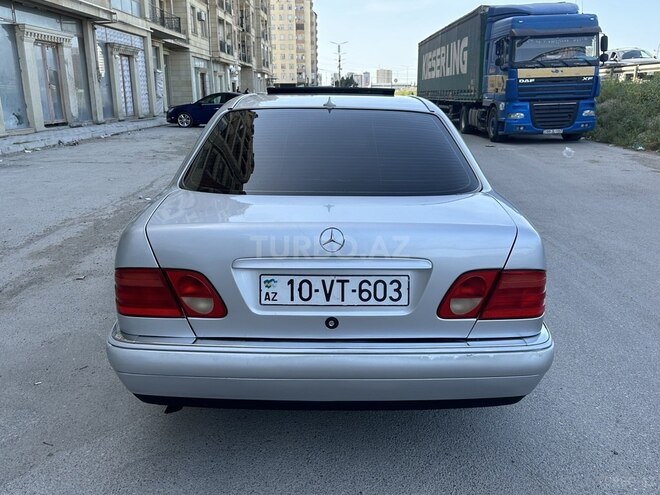 Mercedes E 230 1996, 228,000 km - 2.3 l - Bakı