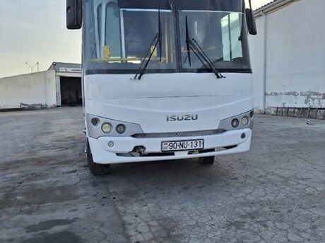Isuzu Ecobus 2012