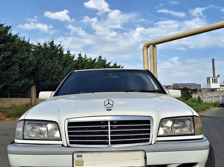 Mercedes  2000