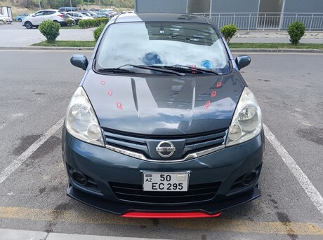 Nissan  2012
