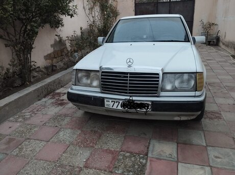 Mercedes E 230 1990