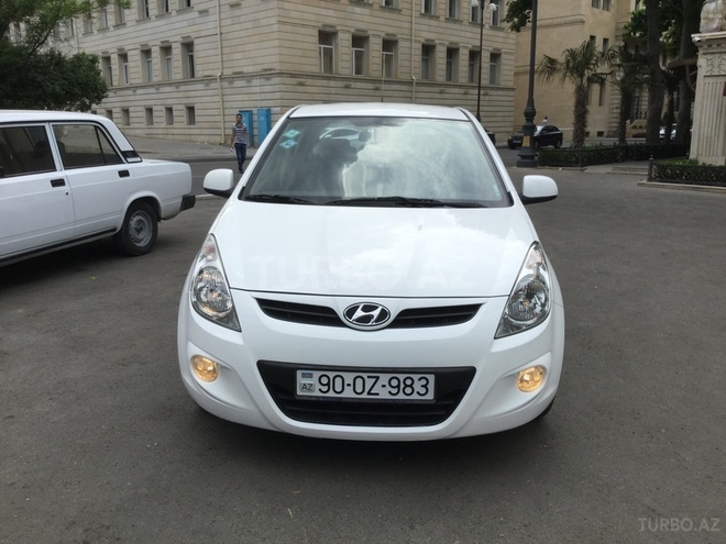 Hyundai i20 2011, 121,200 km - 1.4 l - Bakı