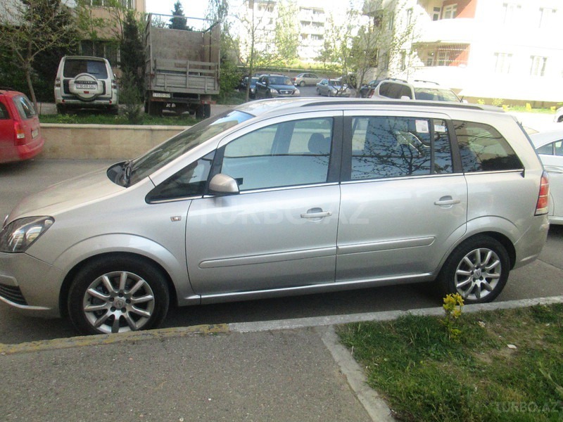Opel Zafira 2006, 261,200 km - 1.9 l - Bakı