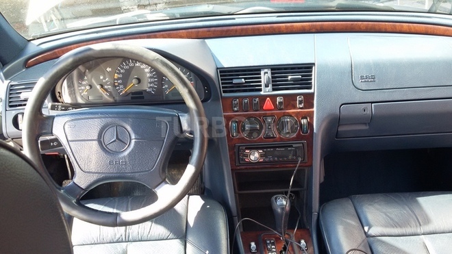 Mercedes C 240 1998, 320,000 km - 2.4 l - Bakı