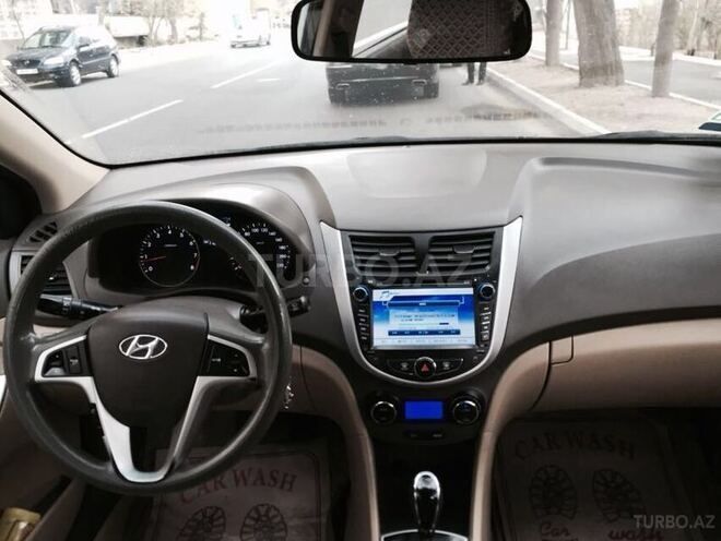 Hyundai Accent 2012, 115,000 km - 1.6 l - Bakı