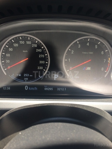 BMW M6 2013, 9,200 km - 4.4 l - Bakı