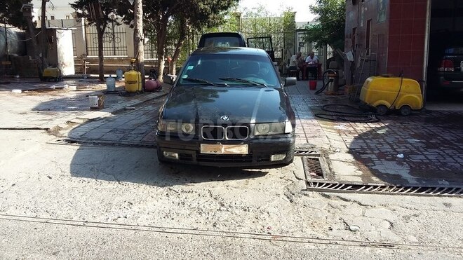 BMW 320 1994, 275,000 km - 2.0 l - Bakı