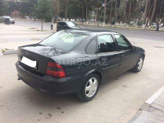 Opel Vectra 1998, 298,000 km - 1.6 l - Sumqayıt
