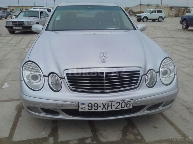 Mercedes E 220 2003, 250,000 km - 2.2 l - Sumqayıt