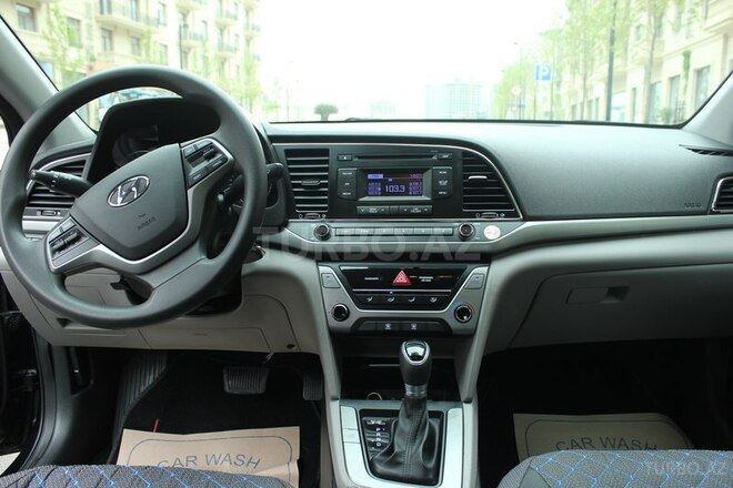 Hyundai Elantra 2016, 41,000 km - 2.0 l - Bakı