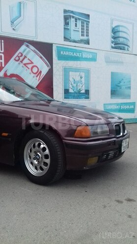BMW 318 1993, 260,000 km - 1.8 l - Bakı