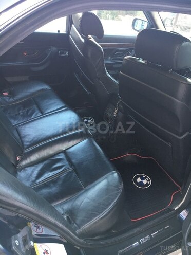 BMW 735 2001, 245,300 km - 3.0 l - Bakı