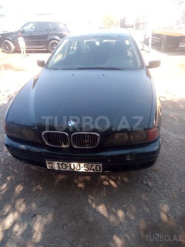 BMW 528 1996, 260,000 km - 0.3 l - Astara