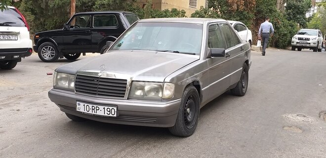 Mercedes 200 1990, 450,000 km - 2.0 l - Bakı