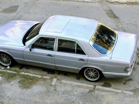 Mercedes  1988
