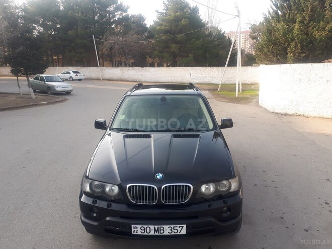 BMW X5 2001, 286,000 km - 4.4 l - Sumqayıt