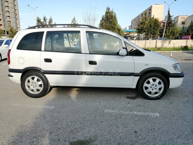Opel Zafira 2004, 248,000 km - 2.0 l - Sumqayıt