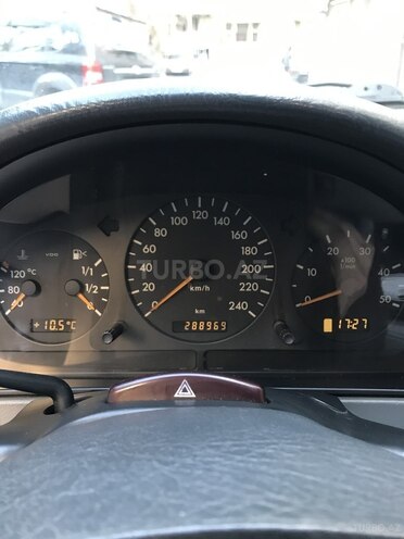Mercedes ML 270 2003, 288,969 km - 2.7 l - Bakı