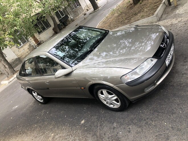 Opel Vectra 1996, 250,000 km - 2.0 l - Bakı