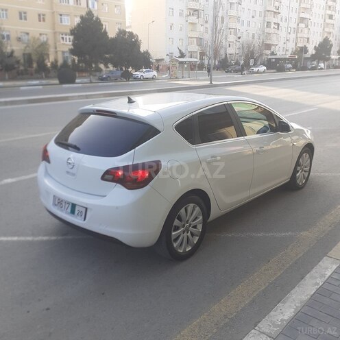 Opel Astra 2012, 115,000 km - 1.6 l - Sumqayıt
