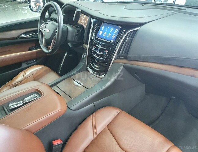 Cadillac Escalade 2015, 70,700 km - 6.2 l - Bakı
