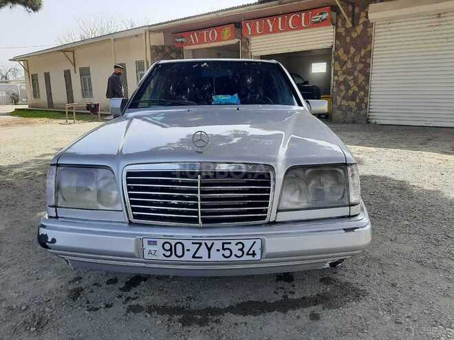 Mercedes E 220 1990, 346,700 km - 2.2 l - Bakı