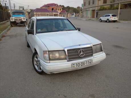 Mercedes E 260 1989