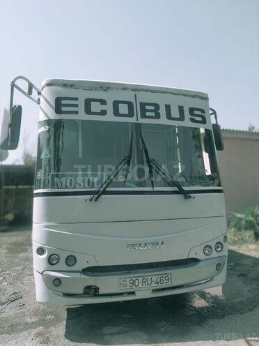 Isuzu Ecobus 2012, 495,710 km - 4.5 l - Zaqatala